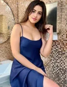 call girls in Makarpura